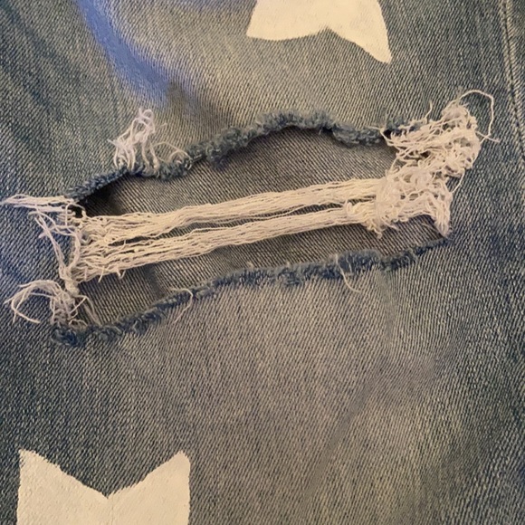 Hollister Low Rise Jeans With Stars - Picture 6 of 13